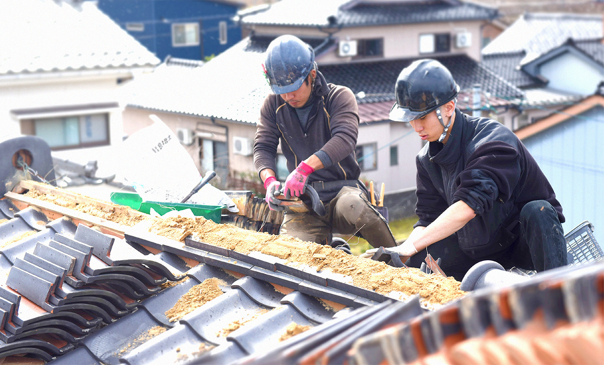 株式会社ルーファー 屋根工事・屋根塗装・屋根漆喰工事・屋根葺き替え・雨桶工事