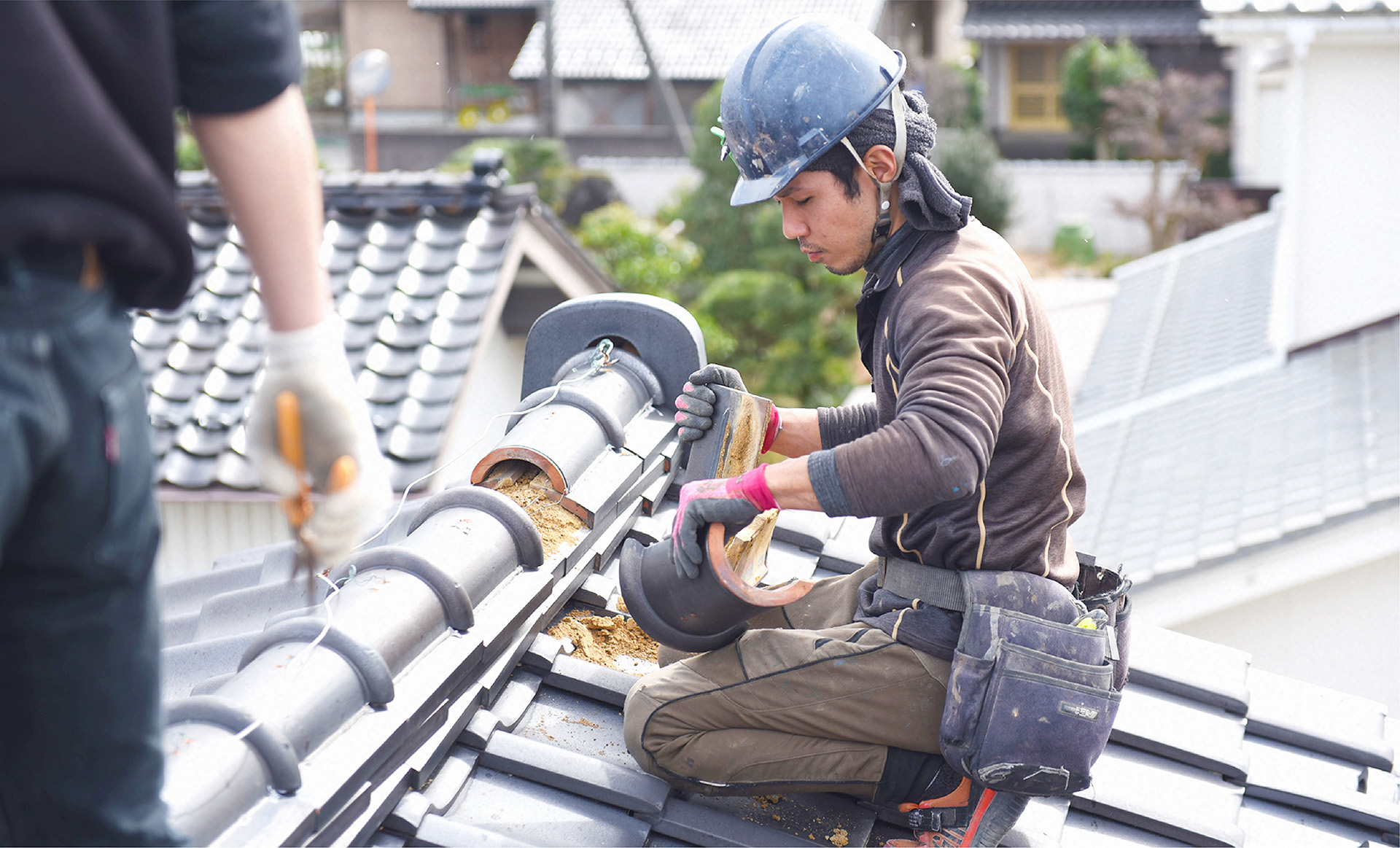 株式会社ルーファー 屋根工事・屋根塗装・屋根漆喰工事・屋根葺き替え・雨桶工事